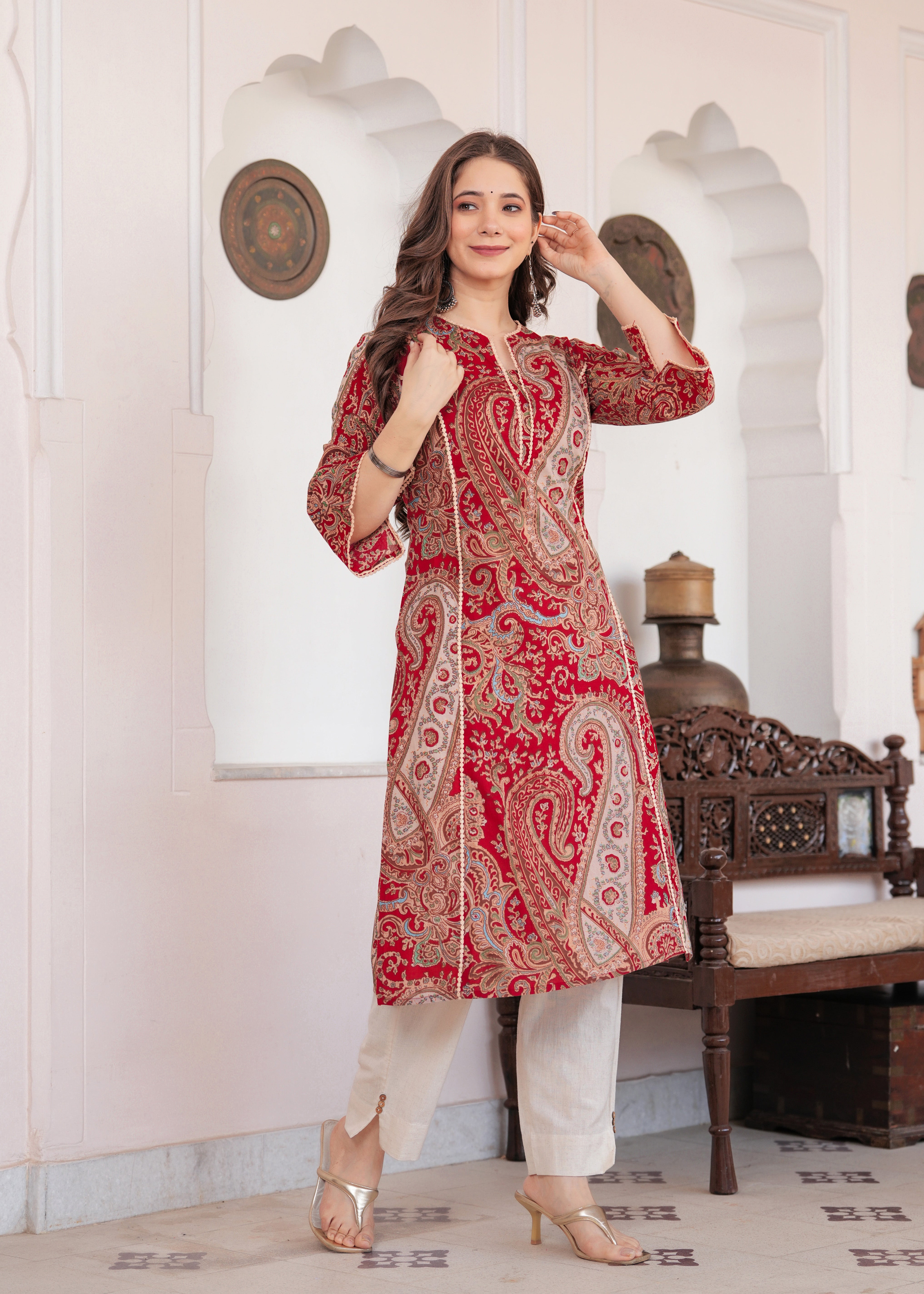 Hawa Mahal Glow Kurti Set
